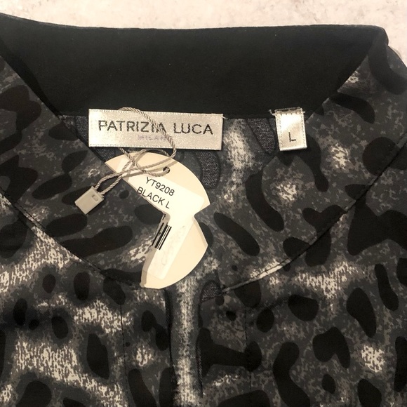 Patrizia Luca Milano Animal Print Notch V Neck Hi Low Blouse, L NWT - Picture 3 of 9